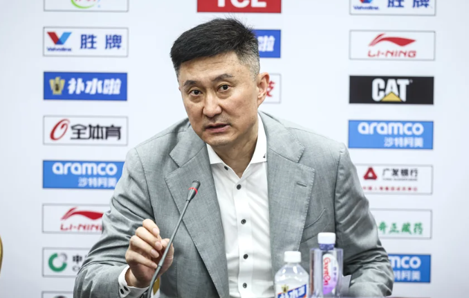九游网络-赢一场就飘了？杜锋又玩阴阳怪气，采访暗戳赵睿周琦或内涵许利民